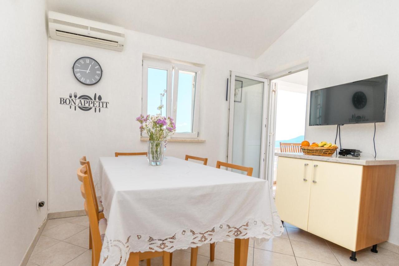 Apartmani Noris Martinscica  Exterior photo